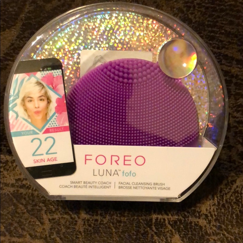 FOREO LUNA fofo Facial Cleaning Brush